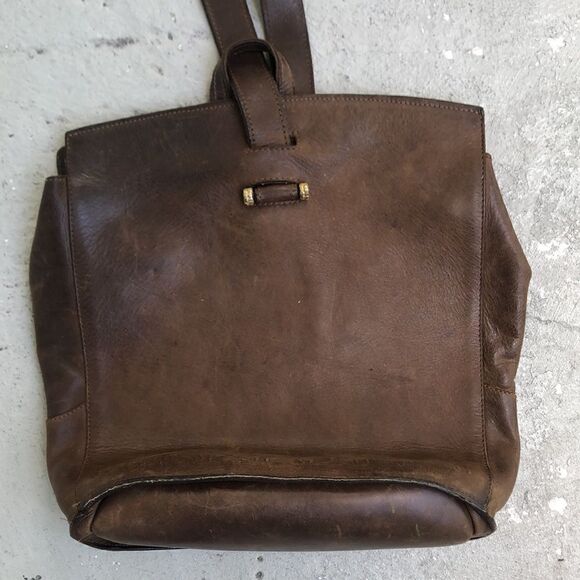 M H leather bag  - Picture 2 of 8